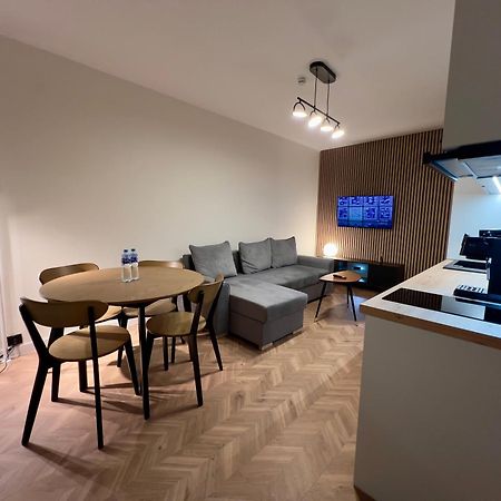Apartament Dworcowa Конін Екстер'єр фото